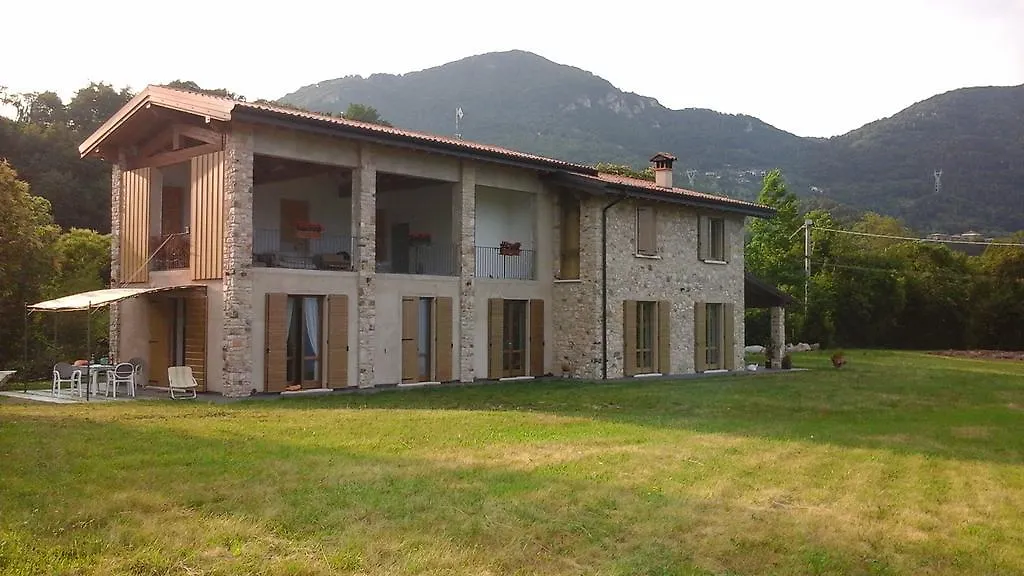 Farm stay Agriturismo Casa Del Castagneto Villa Gargnano